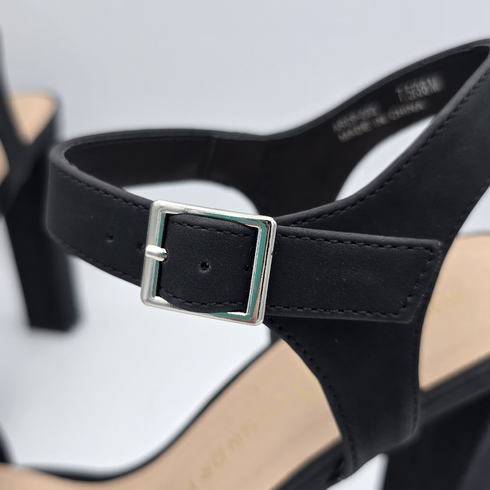 Chinese Laundry Arnette Studded Platform Heels, Black Nubuck, Women's 7.5M - Picture 10 of 15